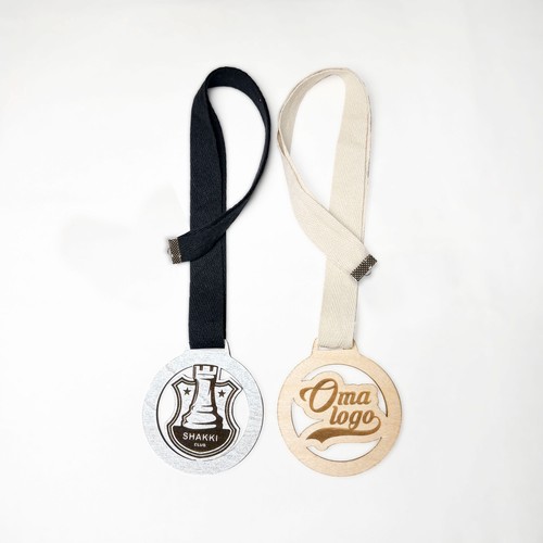Wooden medal with own logo and text