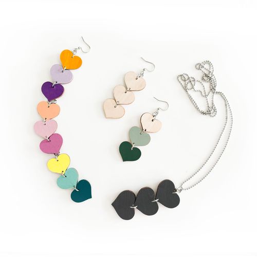 Heart earrings with own colors