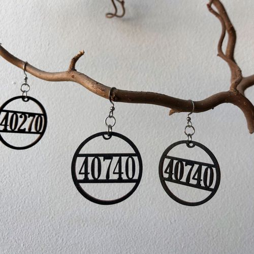 Postal code earrings with own number