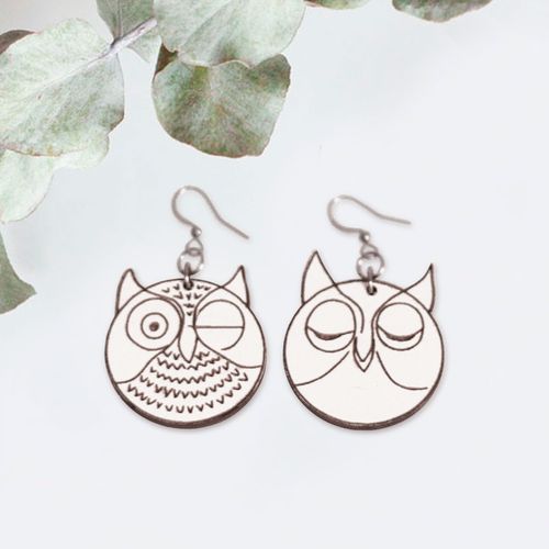 Rascal or Night owl? -earrings