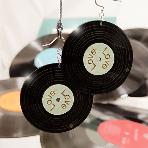 Record earrings or necklage with own text