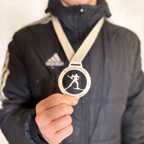 Wooden sports medal with own text, 80 different sports